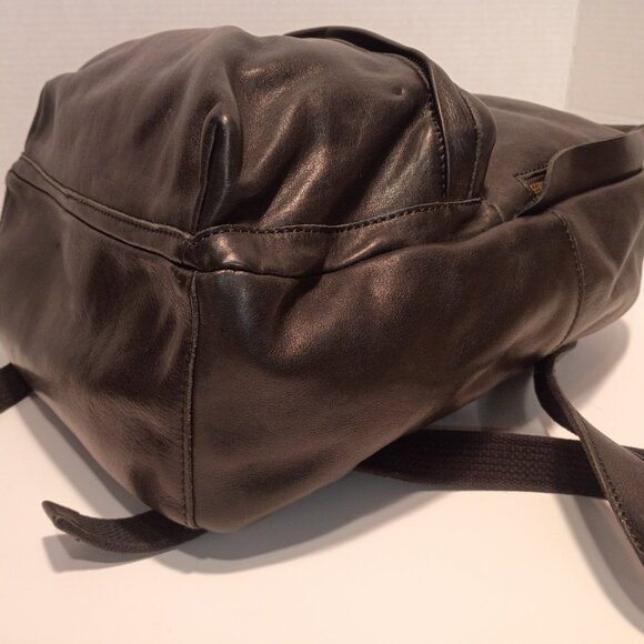 MADEWELL True Black Lorimer LG Backpack--Smooth Heavy Leather--Unisex - Picture 10 of 15
